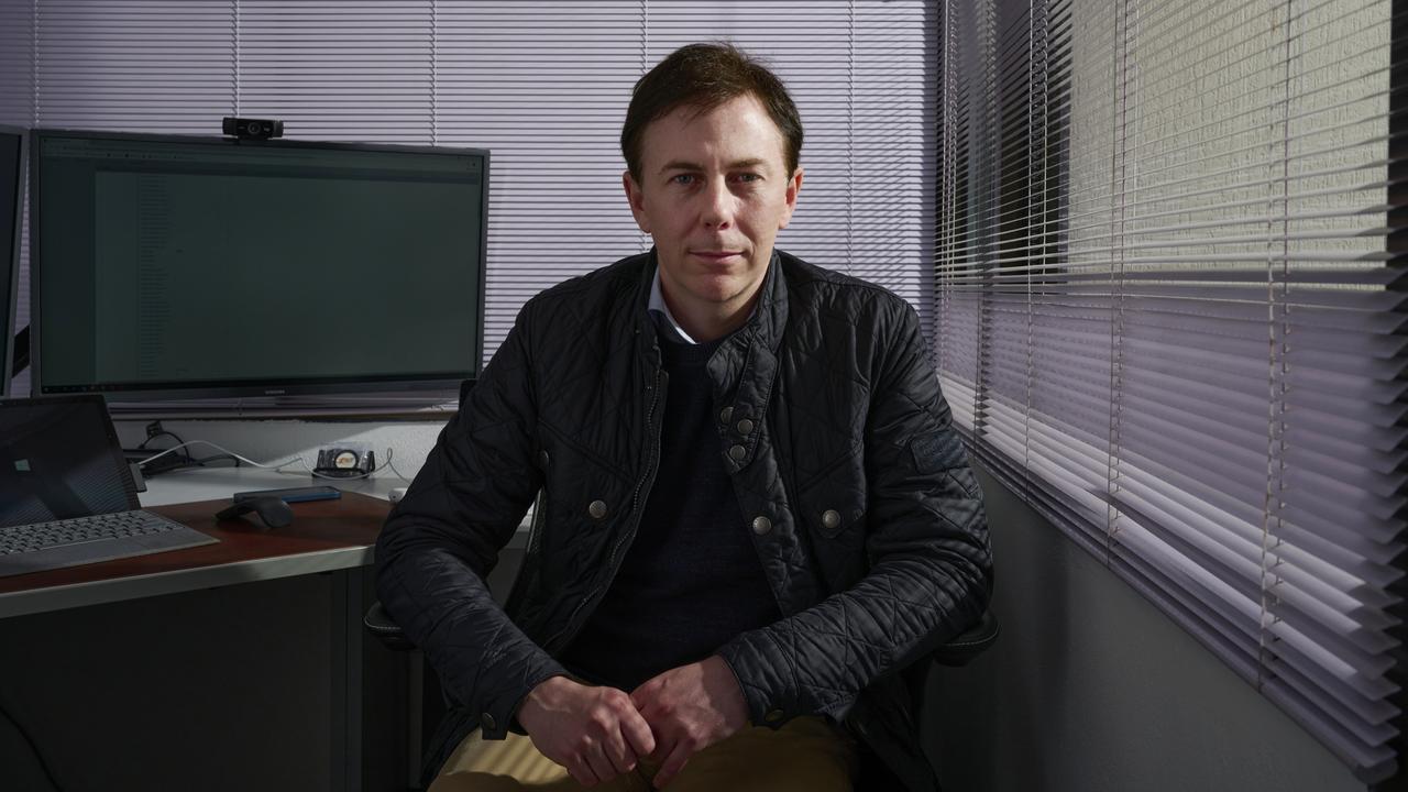 Robert Potter, Chair